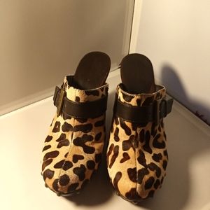 Cheetah print heeled clogs